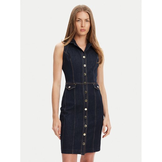 Guess Sukienka jeansowa W5YK24 D5PW1 Granatowy Regular Fit ze sklepu MODIVO w kategorii Sukienki - zdjęcie 183938102