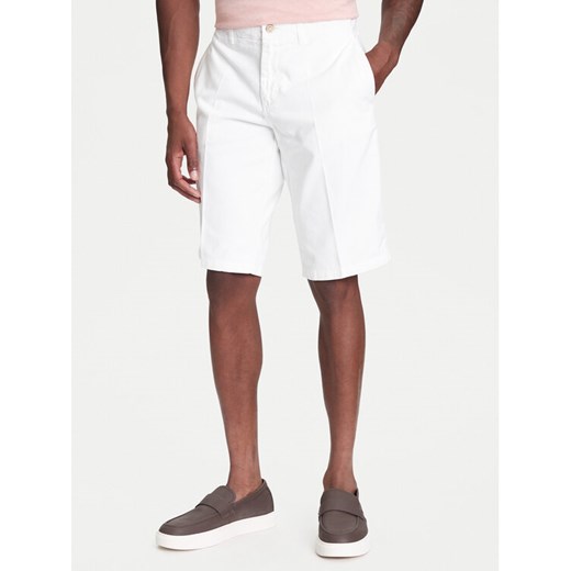 Robe di Kappa Szorty materiałowe Oris 600BTI0 Écru Slim Fit ze sklepu MODIVO w kategorii Spodenki męskie - zdjęcie 183941564