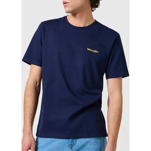 WRANGLER MĘSKA KOSZULKA WRANGLER SMALL LOGO TEE NAVY 112362369 ze sklepu YouNeedit.pl w kategorii T-shirty męskie - zdjęcie 183942522