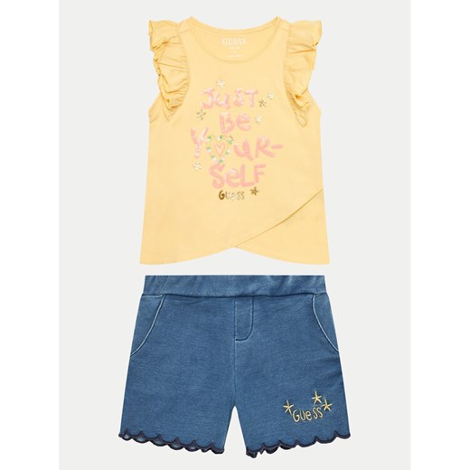 Guess Komplet t-shirt i spodenki K4GG03 K6YW3 Żółty Regular Fit ze sklepu MODIVO w kategorii Komplety dziewczęce - zdjęcie 183945122