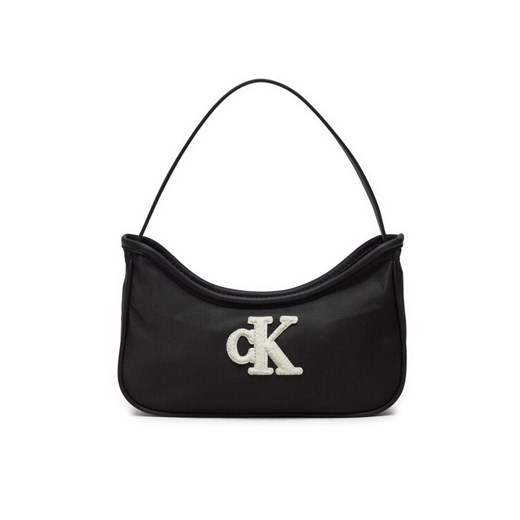 Calvin Klein Jeans Torebka Teddy Ck IU0IU00684 Czarny ze sklepu MODIVO w kategorii Torebki damskie - zdjęcie 183945351