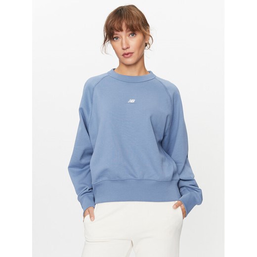 New Balance Bluza Athletics Remastered French Terry Crewneck WT31500 Beżowy Regular Fit ze sklepu MODIVO w kategorii Bluzy damskie - zdjęcie 183946034
