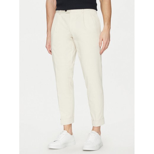 JOOP! Chinosy 17 JT-70Randar12-W 10017812 30045140 Écru Regular Fit ze sklepu MODIVO w kategorii Spodnie męskie - zdjęcie 183946183