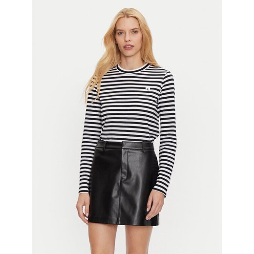Calvin Klein Jeans Bluzka J20J224549 Czarny Regular Fit ze sklepu MODIVO w kategorii Bluzki damskie - zdjęcie 183946343