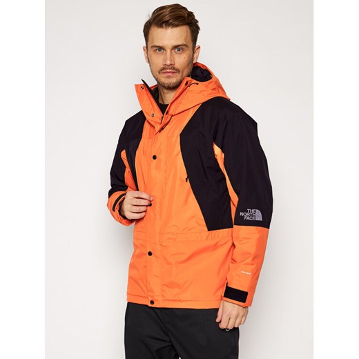 The North Face Kurtka outdoor Mountain Light NF0A3XY5 Pomarańczowy Regular Fit ze sklepu MODIVO w kategorii Kurtki męskie - zdjęcie 183947594