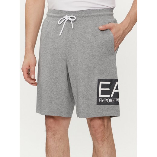 EA7 Emporio Armani Szorty sportowe 3DPS63 PJ05Z 3905 Szary Regular Fit ze sklepu MODIVO w kategorii Spodenki męskie - zdjęcie 183947691