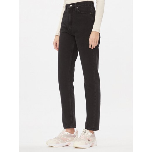 Calvin Klein Jeans Jeansy Authentic J20J222118 Czarny Straight Fit ze sklepu MODIVO w kategorii Jeansy damskie - zdjęcie 183948642