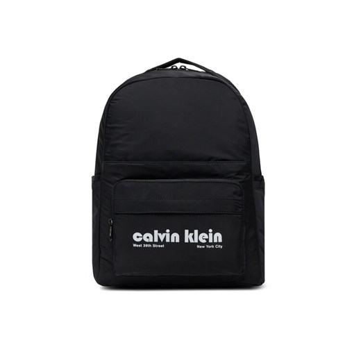 Plecak Calvin Klein Jeans Ckj Graphic Ck Multi Funct Backp LV04G3162G Czarny ze sklepu eobuwie.pl w kategorii Plecaki - zdjęcie 183969683