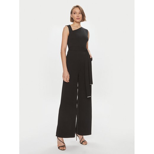 Calvin Klein Kombinezon K20K207024 Czarny Regular Fit ze sklepu MODIVO w kategorii Kombinezony damskie - zdjęcie 183985122