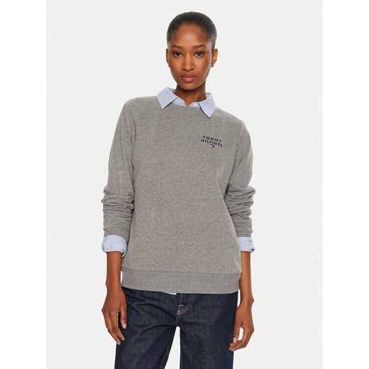 Tommy Hilfiger Bluza Track UW0UW04521 Szary Regular Fit ze sklepu MODIVO w kategorii Bluzy damskie - zdjęcie 183985174
