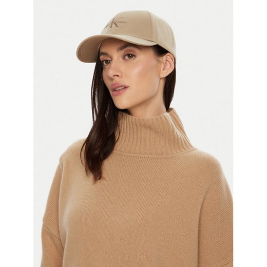 Calvin Klein Czapka z daszkiem Mono Logo Embro K60K612317 Beżowy ze sklepu MODIVO w kategorii Czapki z daszkiem damskie - zdjęcie 183985784
