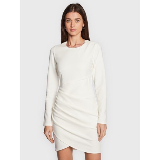 Silvian Heach Sukienka koktajlowa CVA22141VE Biały Slim Fit ze sklepu MODIVO w kategorii Sukienki - zdjęcie 183985823
