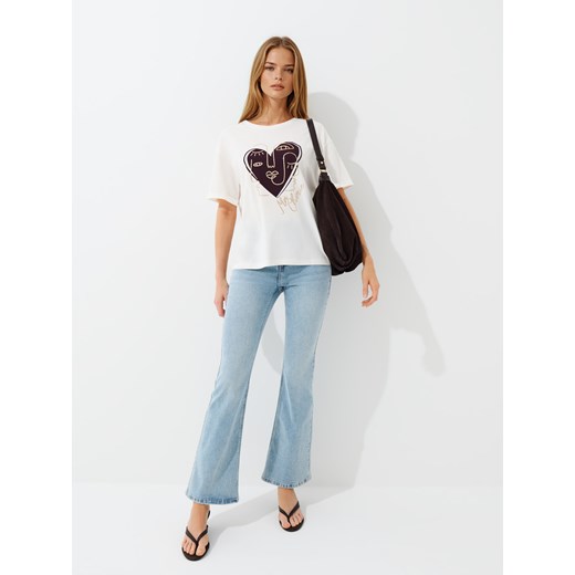 Mohito - T-shirt z nadrukiem - biały ze sklepu Mohito w kategorii Bluzki damskie - zdjęcie 183991711