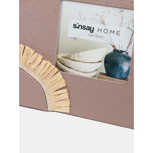 Sinsay - Kwadratowa ramka na zdjęcia - beżowy Sinsay One Size Sinsay
