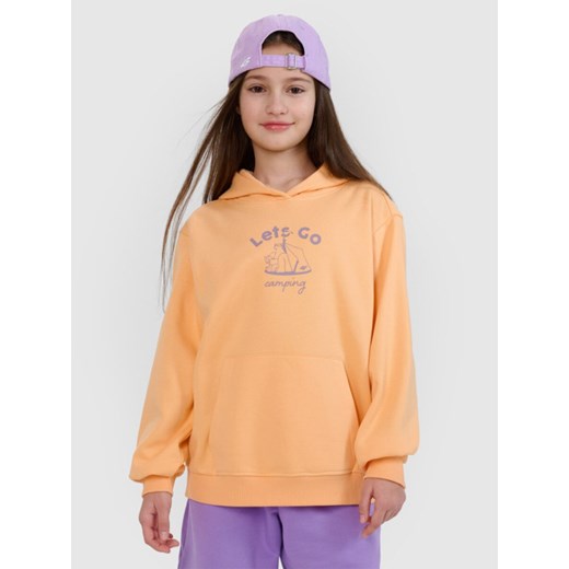 Dziewczęca bluza dresowa nierozpinana z kapturem 4F 4FJRSS25TSWSF2285 - pomarańczowa ze sklepu Sportstylestory.com w kategorii Bluzy dziewczęce - zdjęcie 184006164
