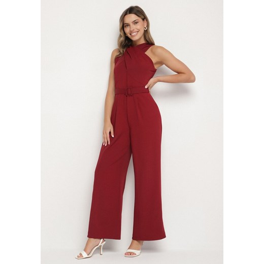Bordowy Taliowany Kombinezon Ozdobiony Paskiem Dollivia L born2be.pl