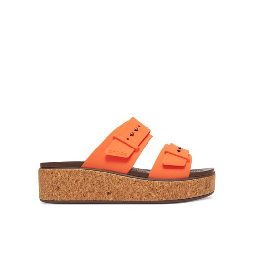Klapki Crocs Brooklyn Cork Buckle 211252 Pomarańczowy ze sklepu eobuwie.pl w kategorii Klapki damskie - zdjęcie 184015384