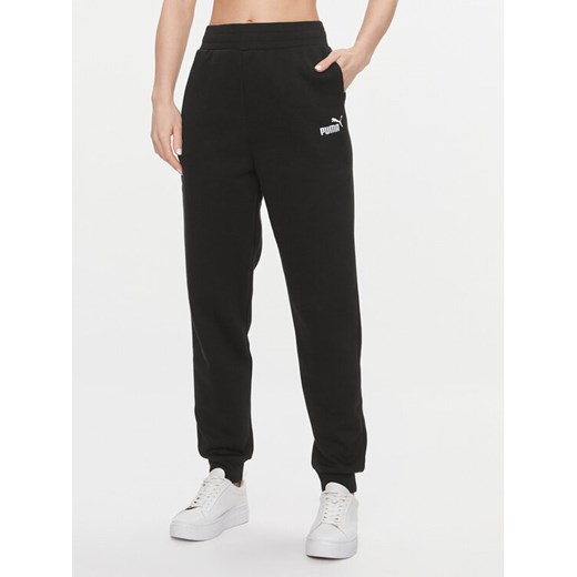 Puma Spodnie dresowe Ess+ Embroidery 670007 Czarny Regular Fit ze sklepu MODIVO w kategorii Spodnie damskie - zdjęcie 184016201