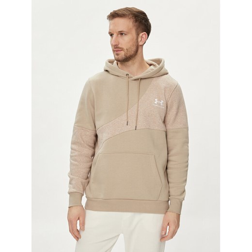 Under Armour Bluza techniczna Ua Essential Flc Blocked Hd 1383070-299 Khaki Loose Fit ze sklepu MODIVO w kategorii Bluzy męskie - zdjęcie 184030172