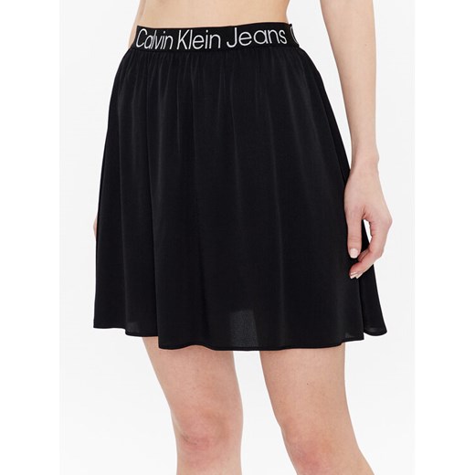 Calvin Klein Jeans Spódnica trapezowa J20J221512 Czarny Regular Fit ze sklepu MODIVO w kategorii Spódnice - zdjęcie 184035843