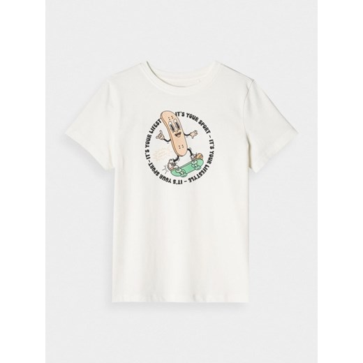 Chłopięcy t-shirt z nadrukiem 4F 4FJRSS25TTSHM2566 - biały ze sklepu Sportstylestory.com w kategorii T-shirty chłopięce - zdjęcie 184036591