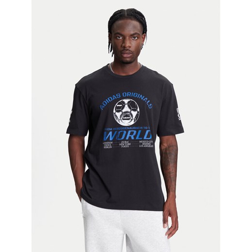 adidas T-Shirt 90s Football Graphic JX3064 Czarny Regular Fit ze sklepu MODIVO w kategorii T-shirty męskie - zdjęcie 184038423