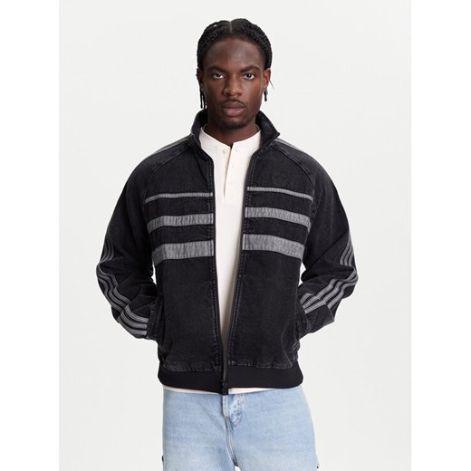 adidas Bluza adicolor First Black Denim JW5883 Czarny Regular Fit ze sklepu MODIVO w kategorii Bluzy męskie - zdjęcie 184038484