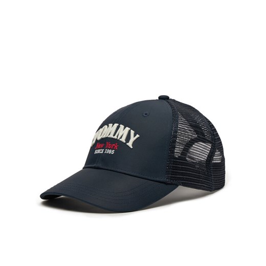 Tommy Hilfiger Czapka z daszkiem Varsity AU0AU01953 Granatowy ze sklepu MODIVO w kategorii Czapki dziecięce - zdjęcie 184038554