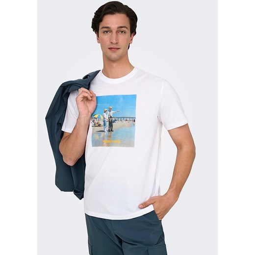 ONLY &amp; SONS Koszulka &quot;Max&quot; w kolorze białym ze sklepu Limango Polska w kategorii T-shirty męskie - zdjęcie 184043140