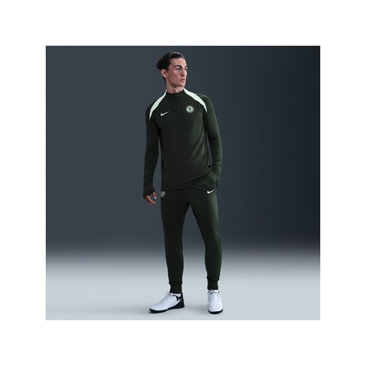Męskie dresowe spodnie piłkarskie z dzianiny Nike Dri-FIT Chelsea F.C. Strike - Zieleń ze sklepu Nike poland w kategorii Spodnie męskie - zdjęcie 184044180
