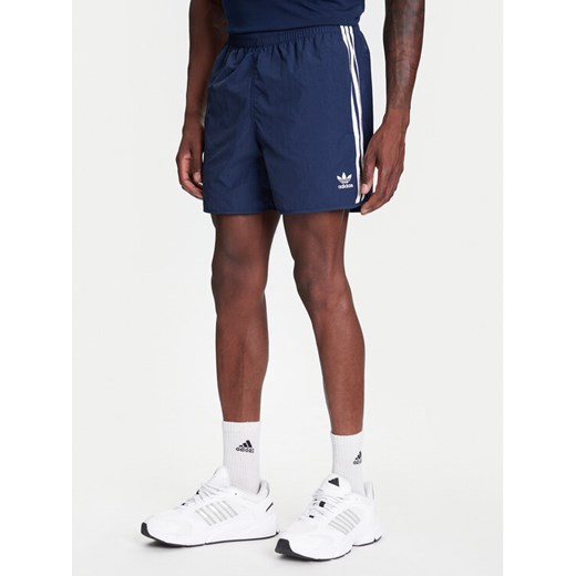 adidas Szorty sportowe adicolor Classics Sprinter IB9952 Granatowy Regular Fit ze sklepu MODIVO w kategorii Spodenki męskie - zdjęcie 184045713