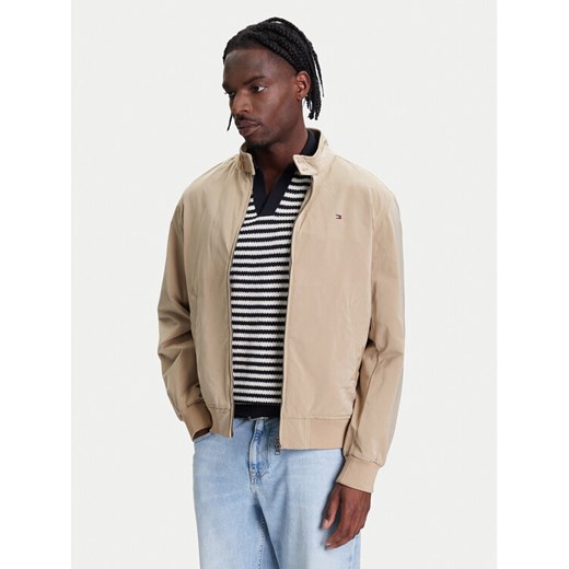 Tommy Hilfiger Kurtka bomber Harrington MW0MW39637 Beżowy Regular Fit ze sklepu MODIVO w kategorii Kurtki męskie - zdjęcie 184045830