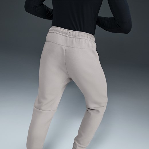 Spodnie męskie Nike jesienne 