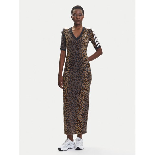 adidas Sukienka codzienna Leopard JW2773 Brązowy Slim Fit ze sklepu MODIVO w kategorii Sukienki - zdjęcie 184058054