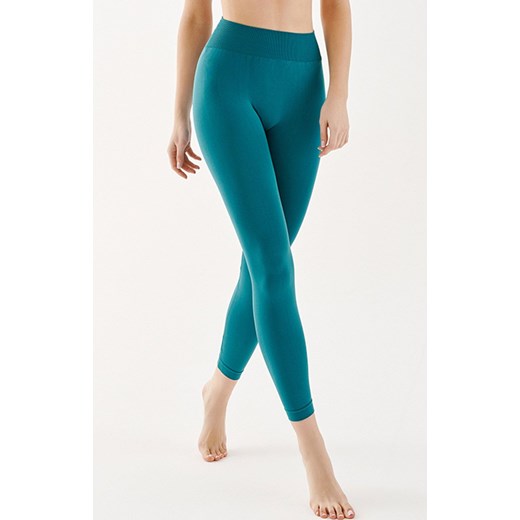 Bezszwowe szmaragdowe legginsy z efektem push-up Shape 1206, Kolor szmaragdowy, Rozmiar S/M, Gabriella ze sklepu Primodo w kategorii Spodnie damskie - zdjęcie 184070322