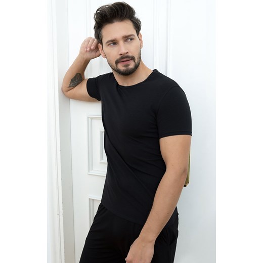 Czarna koszulka męska na krótki rękaw w serek Ikar, Kolor czarny, Rozmiar M, Italian Fashion ze sklepu Primodo w kategorii T-shirty męskie - zdjęcie 184074104