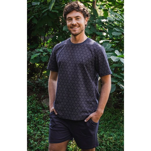 Piżama męska na krótki rękaw z krótką nogawką Ricardo, Kolor granatowy-wzór, Rozmiar M, Italian Fashion ze sklepu Primodo w kategorii Piżamy męskie - zdjęcie 184074994