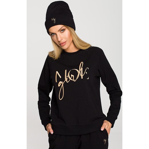Czapka beanie z haftem MOE GIRL czarna M709, Kolor czarny, Rozmiar uniwersalny, MOE ze sklepu Primodo w kategorii Czapki zimowe damskie - zdjęcie 184082251
