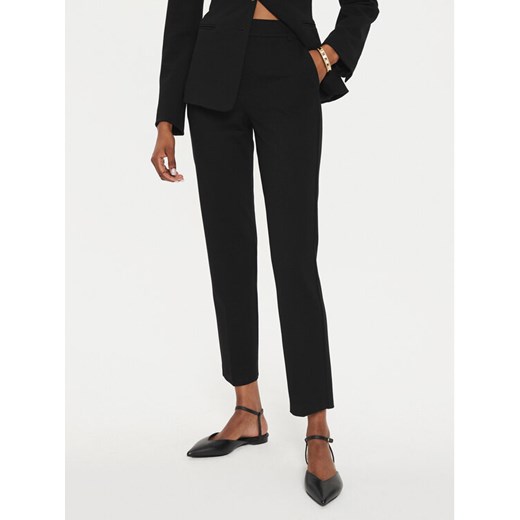 Marella Chinosy Gemma 2423786054 Czarny Slim Fit ze sklepu MODIVO w kategorii Spodnie damskie - zdjęcie 184098393