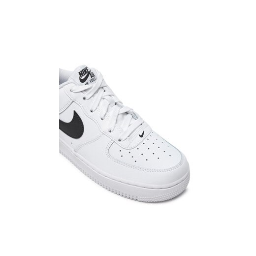 Białe buty sportowe dziecięce Nike