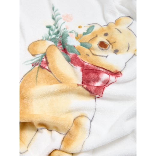 Sinsay - Koc z ozdobnym nadrukiem Winnie The Pooh - kremowy Sinsay One Size Sinsay