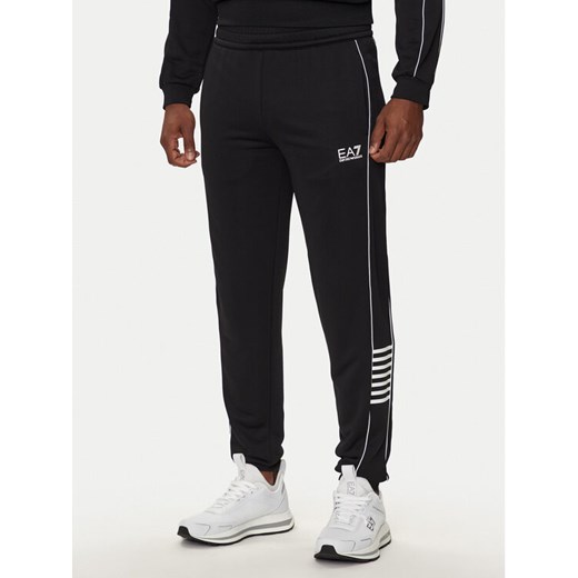 EA7 Emporio Armani Spodnie dresowe 6DPP53 PJ16Z 1200 Czarny Regular Fit ze sklepu MODIVO w kategorii Spodnie męskie - zdjęcie 184105474