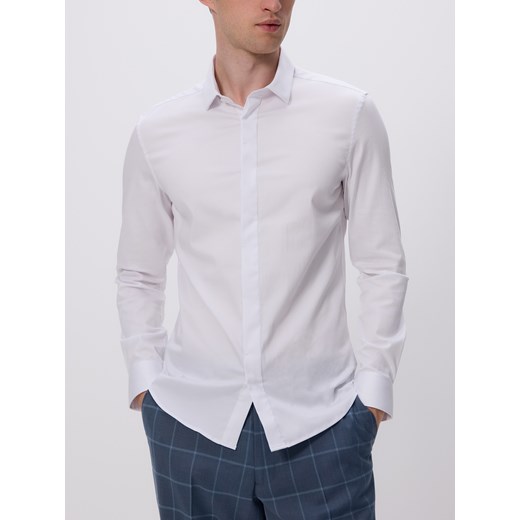 Reserved - Gładka koszula super slim fit - biały ze sklepu Reserved w kategorii Koszule męskie - zdjęcie 184106822