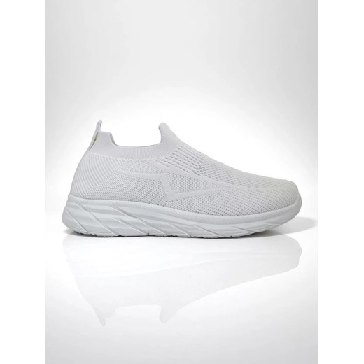 Royalfashion Damskie buty sportowe wsuwane Whites ze sklepu royalfashion.pl w kategorii Buty sportowe damskie - zdjęcie 184108360