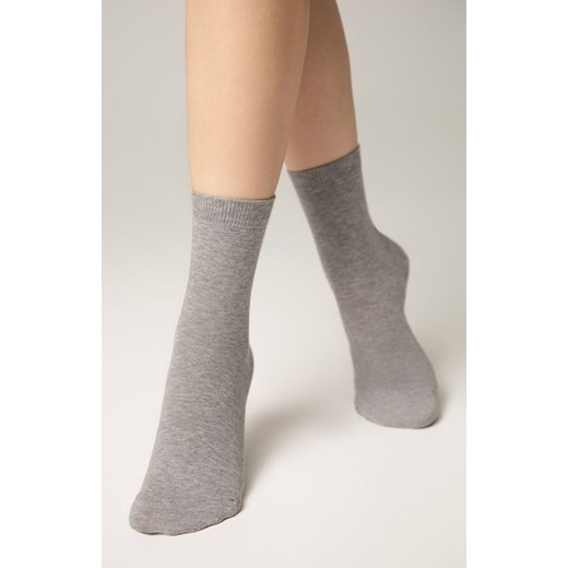 Klasyczne bawełniane skarpetki damskie szare 3DSOCKS, Kolor szary melanż, Rozmiar 38-41, Conte ze sklepu Intymna w kategorii Skarpetki damskie - zdjęcie 184116124