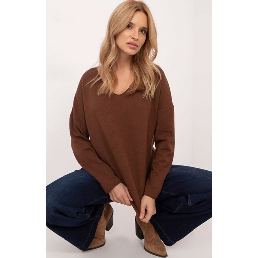 Brązowy sweter oversize DHJ-BZ-19238.26, Kolor brązowy, Rozmiar uniwersalny, ITALY MODA ze sklepu Intymna w kategorii Swetry damskie - zdjęcie 184123090