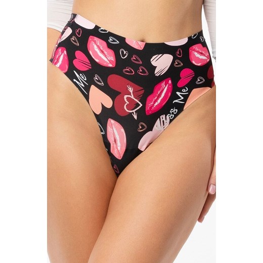 Stringi damskie z wysokim stanem Kiss Me, Kolor czarny-wzór, Rozmiar XXL, Julimex ze sklepu Intymna w kategorii Majtki damskie - zdjęcie 184130830