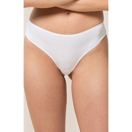 Triumph stringi typu brazyliany białe 2-pack Lovely Micro 10218673, Kolor biały, Rozmiar S, Triumph ze sklepu Intymna w kategorii Majtki damskie - zdjęcie 184150861