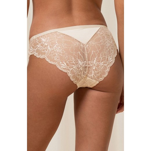 Triumph Amourette Charm Brazilian01 10205567 brazyliany, Kolor kremowy, Rozmiar 38, Triumph ze sklepu Intymna w kategorii Majtki damskie - zdjęcie 184151120