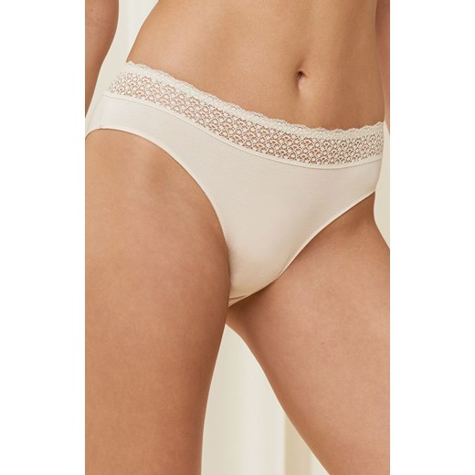 Triumph figi damskie typu Tai kremowe Feel of Modal 10214403, Kolor kremowy, Rozmiar L, Triumph ze sklepu Intymna w kategorii Majtki damskie - zdjęcie 184151572